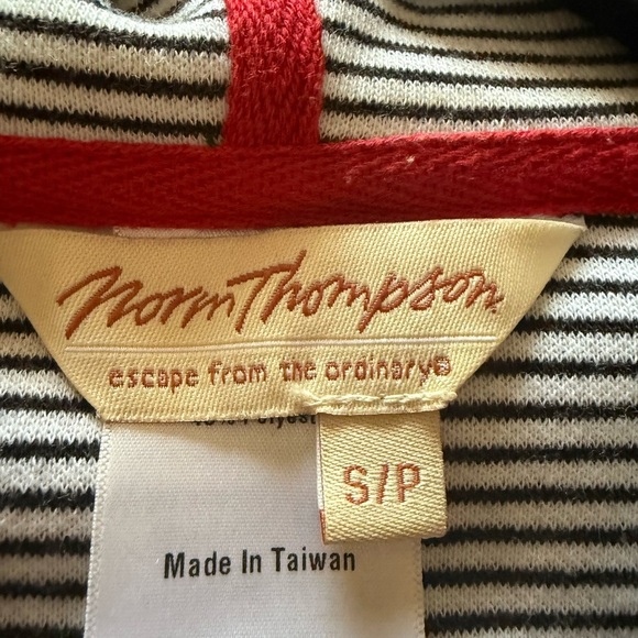 Vintage Norm Thompson striped hoodie size S/P - Picture 8 of 9